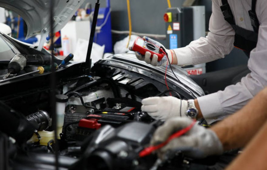 ۵ ابزار ضروری تعمیرکار برق خودرو