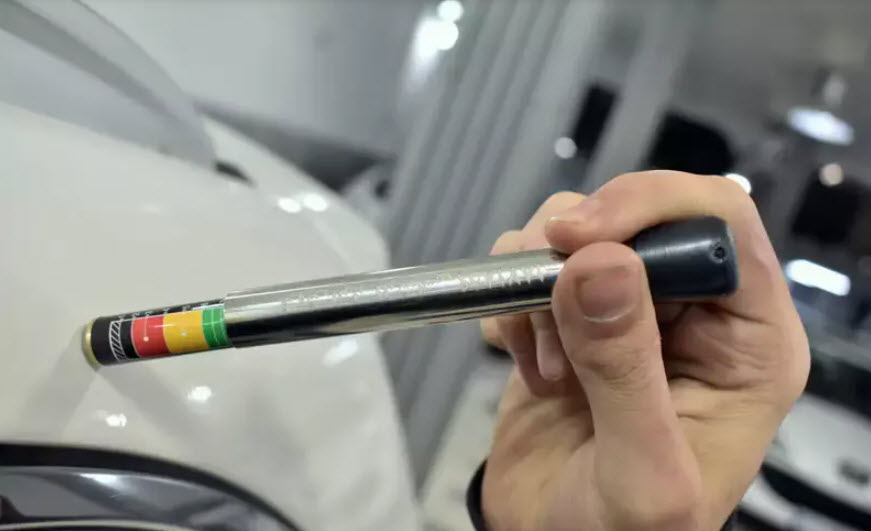 آموزش تشخیص رنگ شدگی بدنه خودرو در آموزشگاه علم وصنعت ایران درکرج